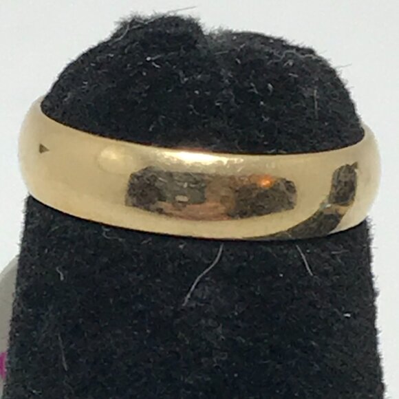 14Kt Gold Wedding Band-Style Ring, Size 5, by Reeds Jewelers - Picture 8 of 12